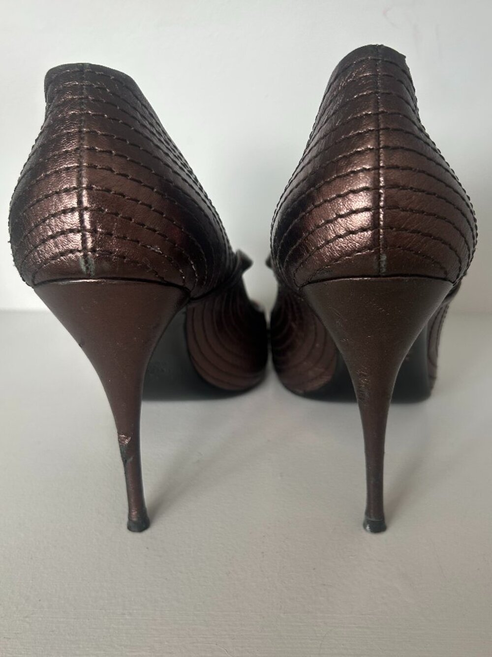 VALENTINO GARAVANI Leather Peep Toe Heels EU 39 Metallic Bronze Shoes 8.5/9 - Picture 4 of 7